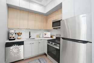 92 Manhattan Ave #1B - Photo 1 of 1