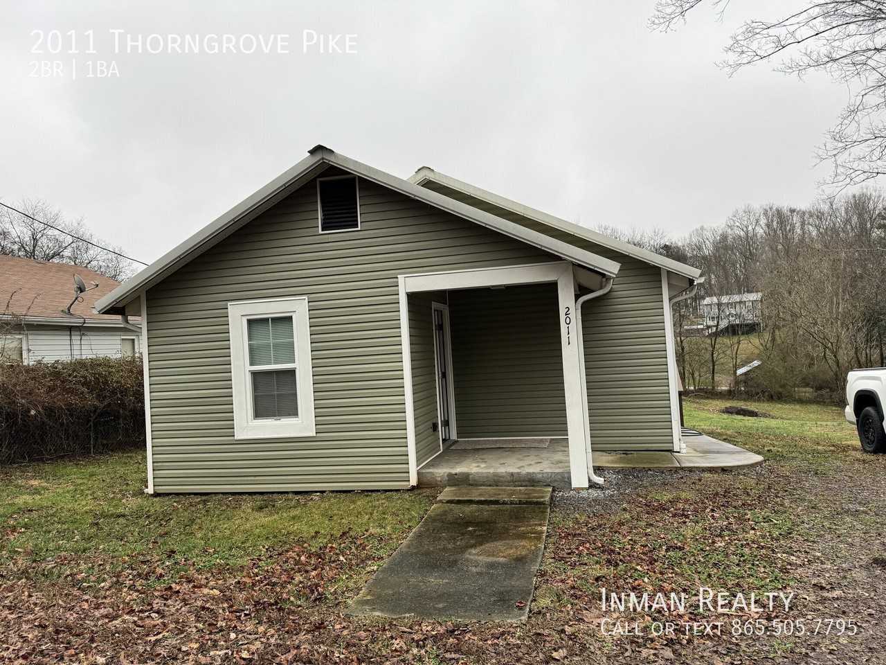 2011 Thorn Grove Pike - Photo 2 of 14