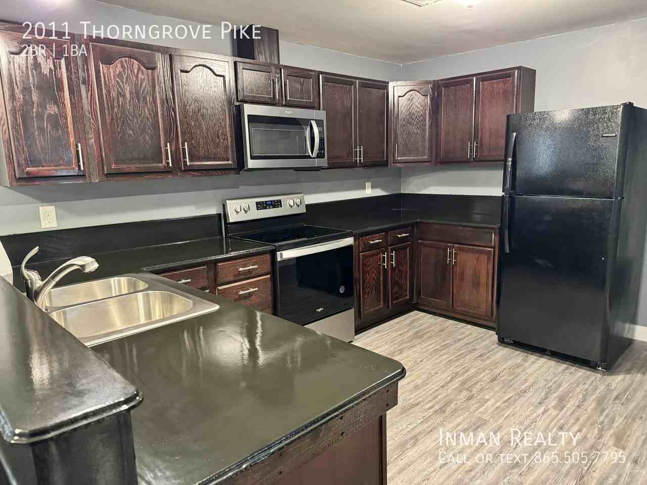 2011 Thorn Grove Pike - Photo 7 of 14