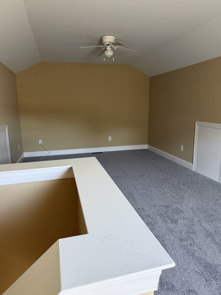 23 Bishop Pine Rd #O - Photo 4 of 16