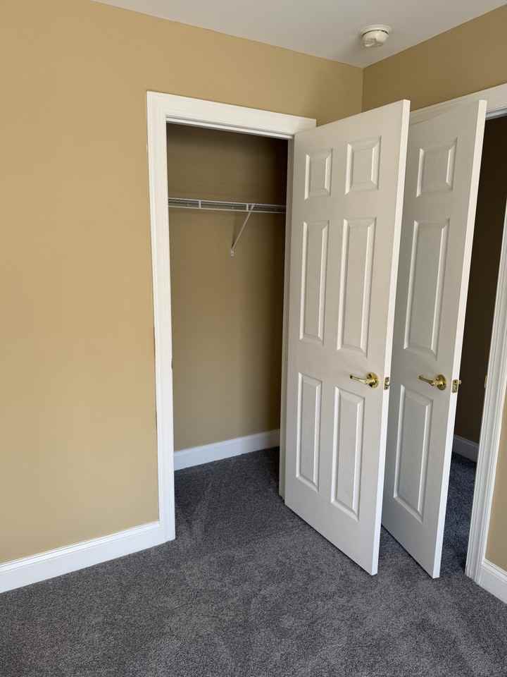 23 Bishop Pine Rd #O - Photo 7 of 16