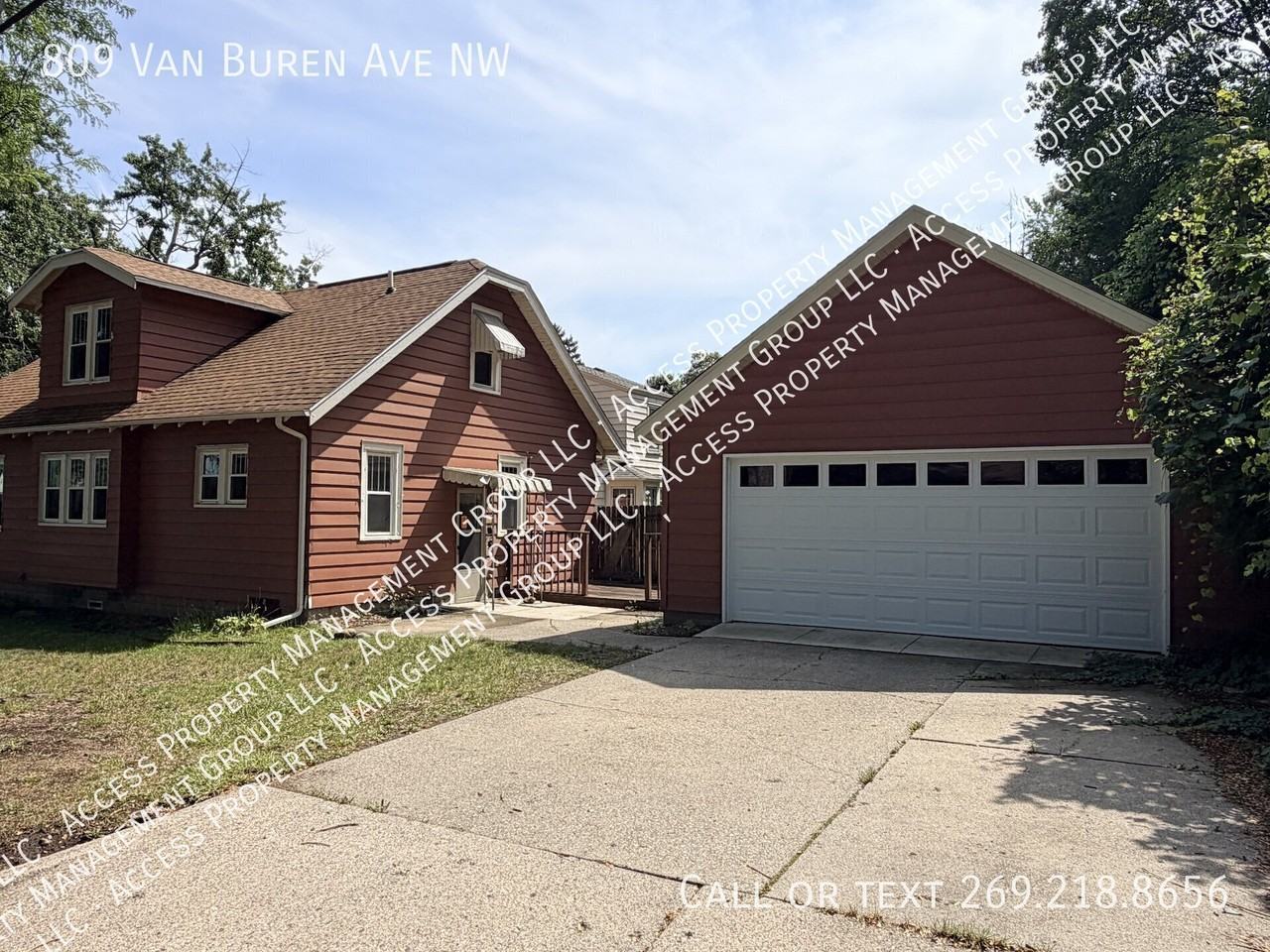 809 Van Buren Ave Nw - Photo 2 of 32