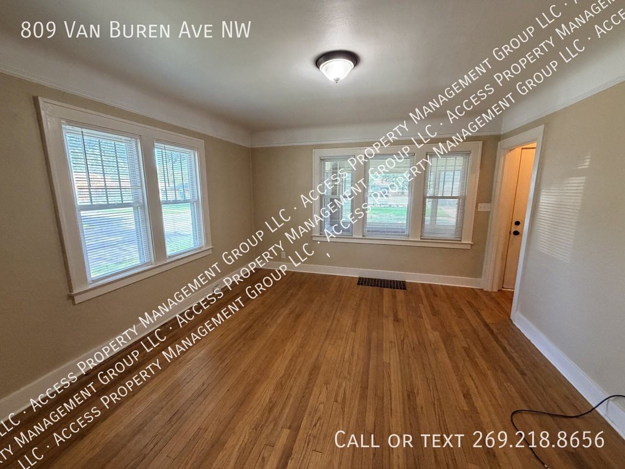 809 Van Buren Ave Nw - Photo 7 of 32