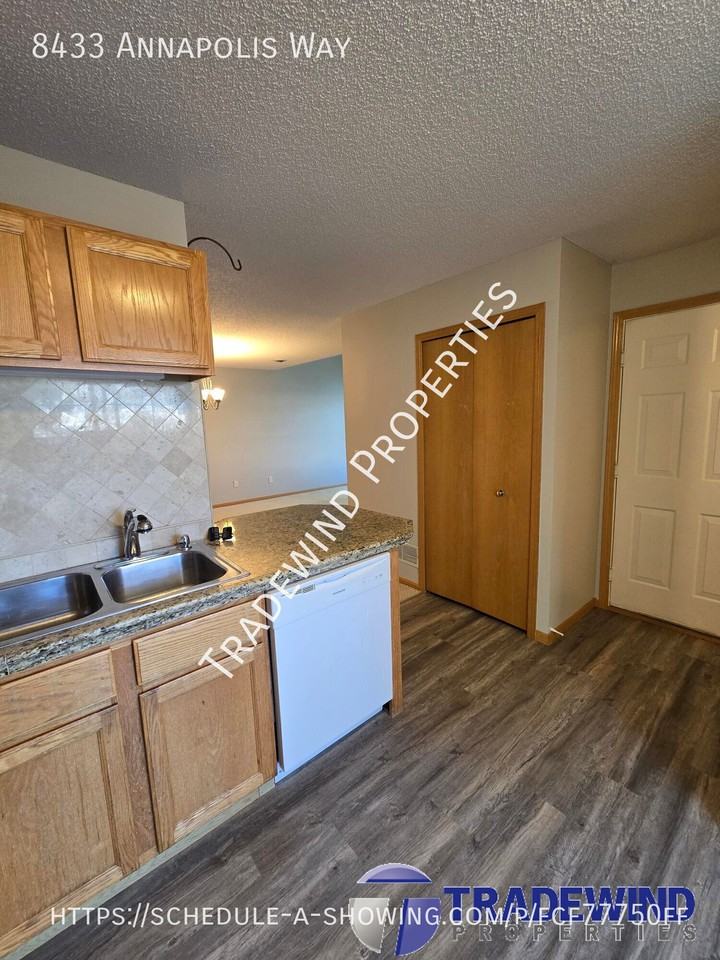 8433 Annapolis Way - Photo 5 of 16