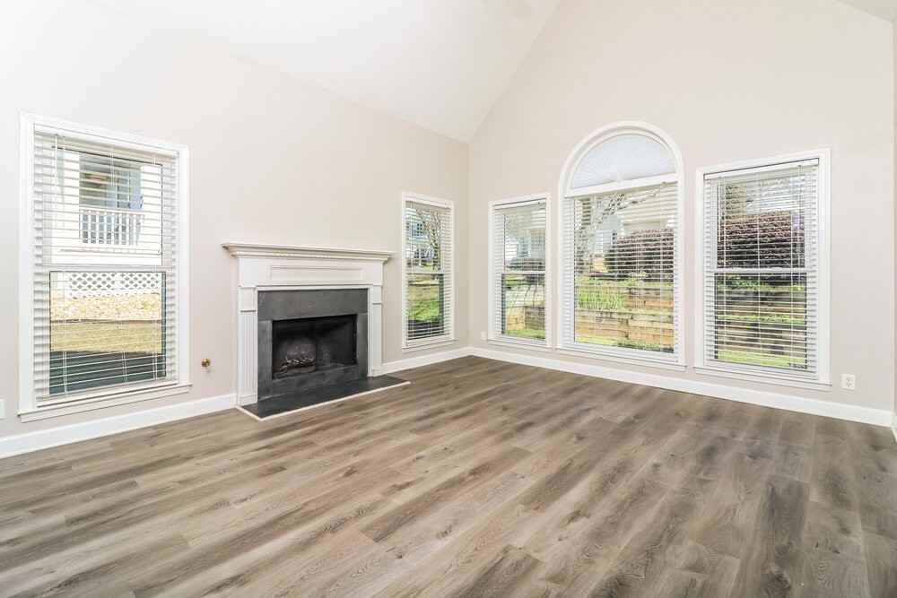 79 High Point North Dr #19 - Photo 5 of 17