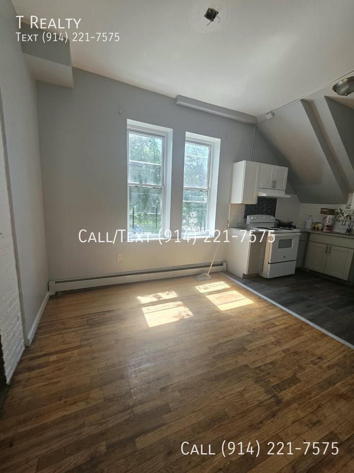 170 Woodworth Ave #1 - Photo 5 of 18