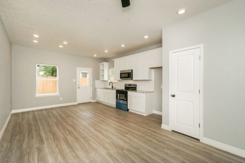 1402 Afton St #102 - Photo 2 of 22