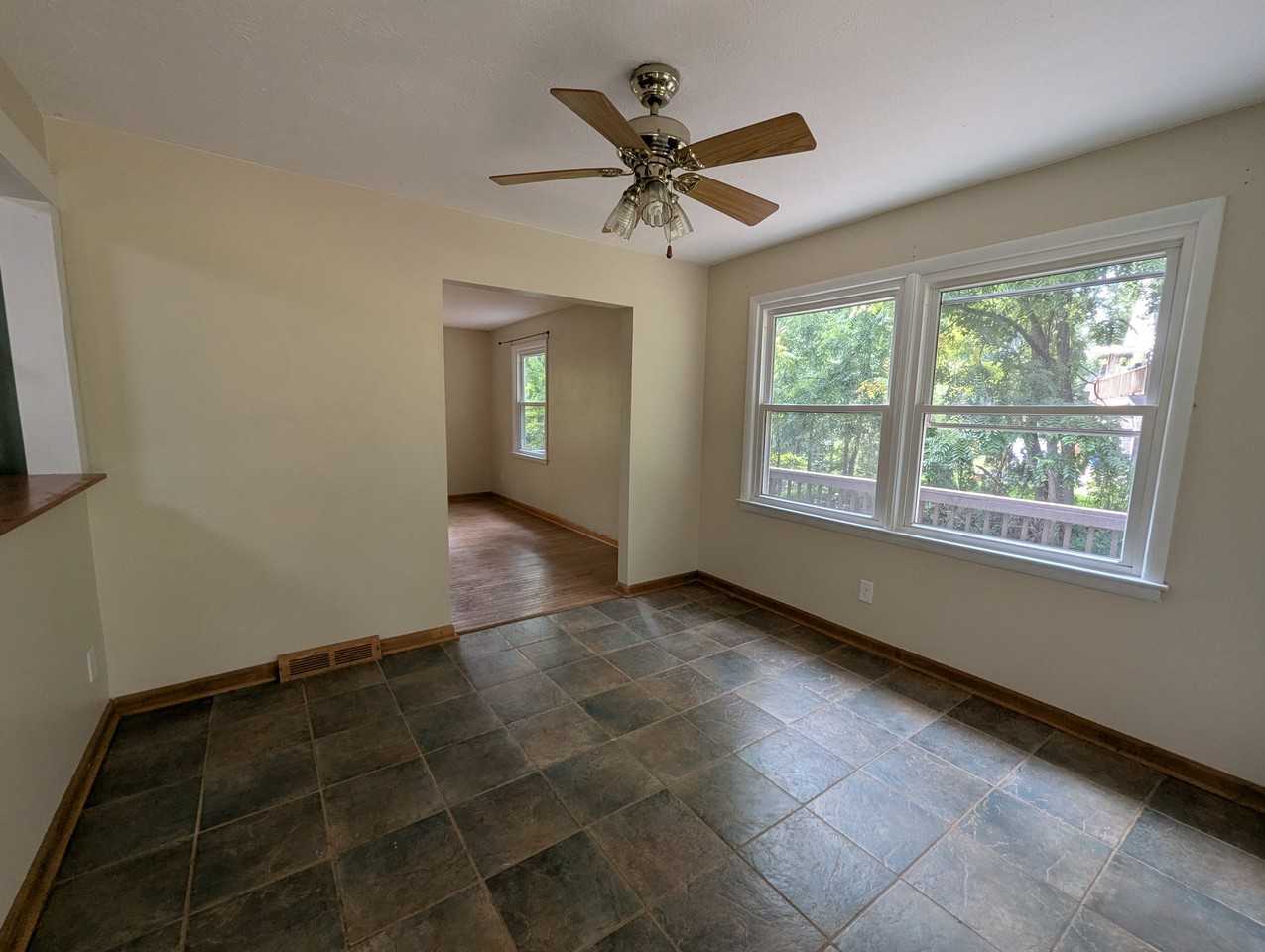 17 Lakeside Dr - Photo 6 of 17