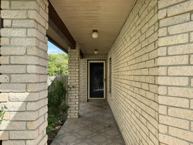 7622 Forest Vale - Photo 4 of 20