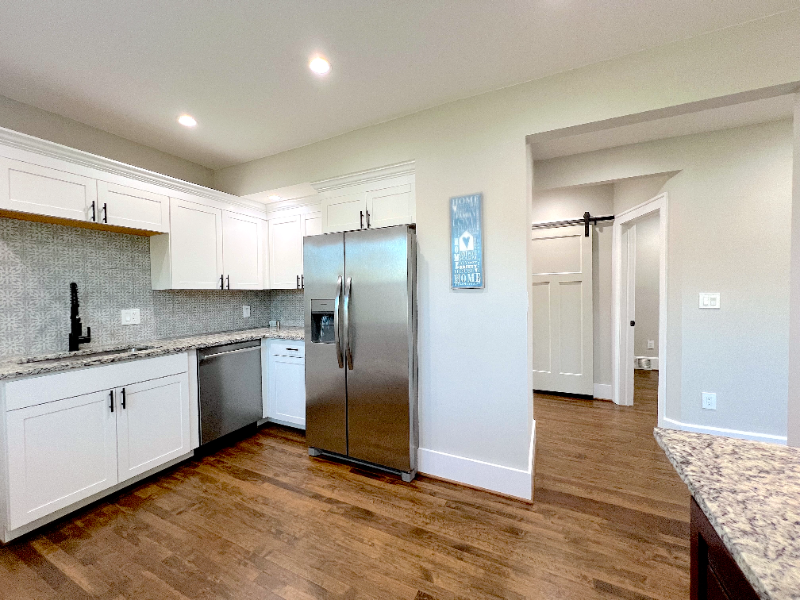 5003 Seminole St - Photo 5 of 28