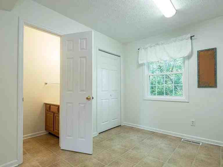 731 E Sherwood Hills Dr - Photo 7 of 20