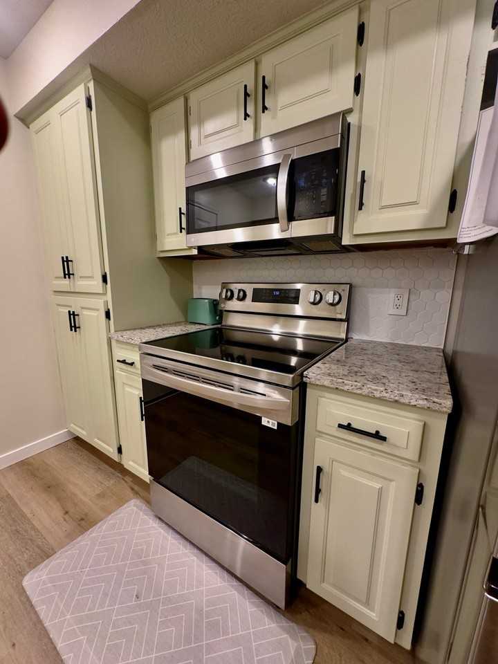 812 W Raynell St - Photo 5 of 26