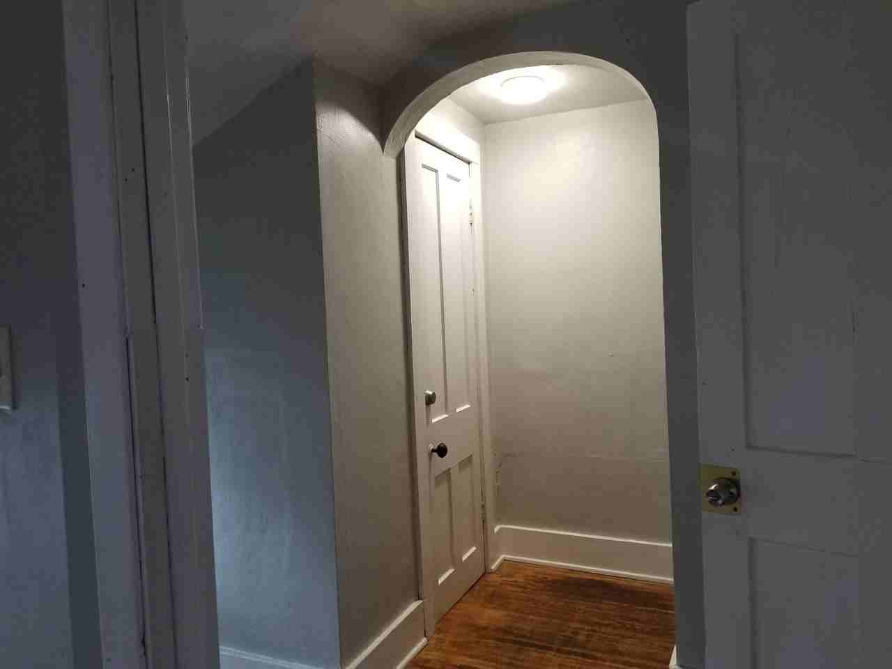 38 White St #REAR - Photo 4 of 14