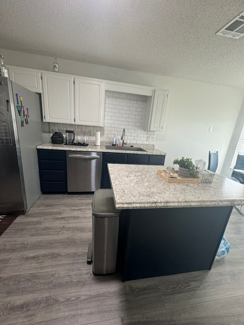 4700 Lloyd Dr - Photo 4 of 28