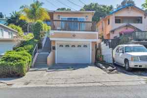 featured image of 9834 Lawlor St