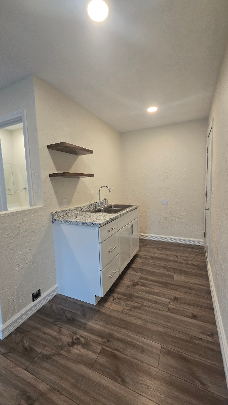 132 Benton Ave #8 - Photo 3 of 19