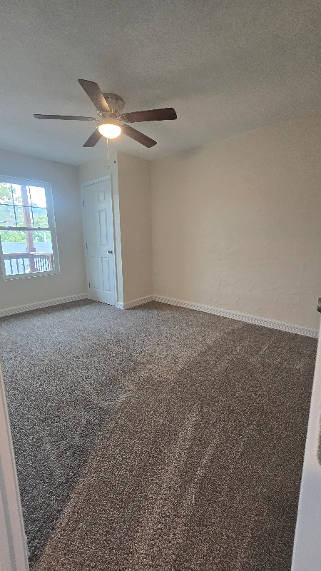 132 Benton Ave #8 - Photo 5 of 19