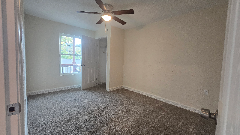 132 Benton Ave #8 - Photo 6 of 19