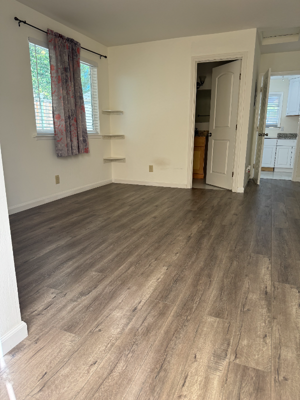 914 Mccreery Ave - Photo 3 of 9