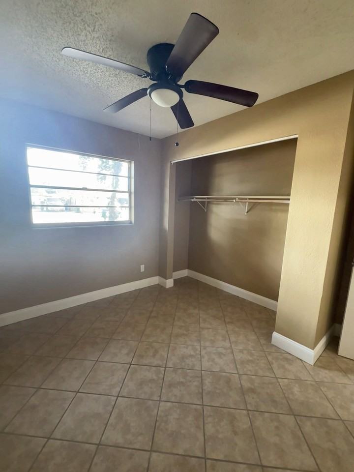 608 60th Avenue Dr W - Photo 5 of 9