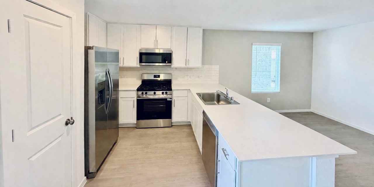 12035 Noble Wood Village Dr - Photo 2 of 15