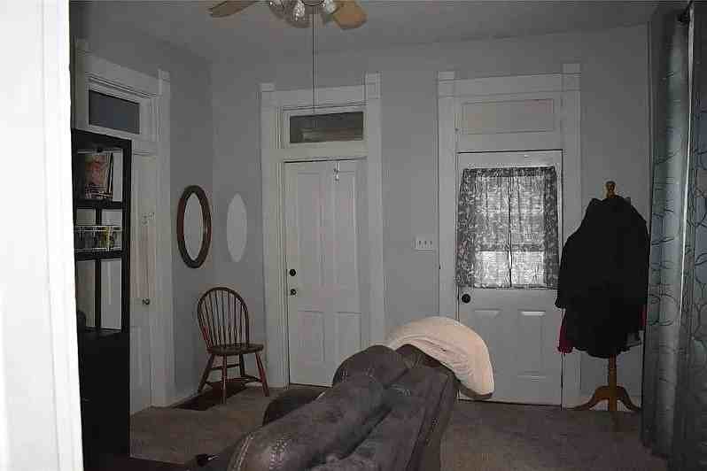 407 Walnut St #A - Photo 3 of 8