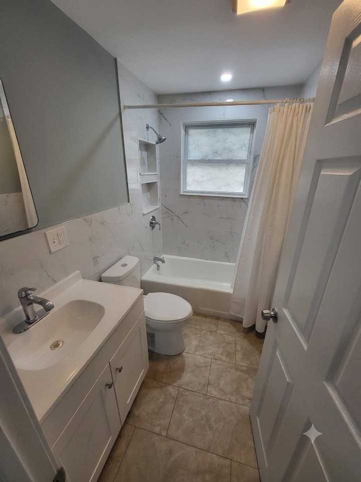 99 W 6th St #4 - Photo 3 of 10