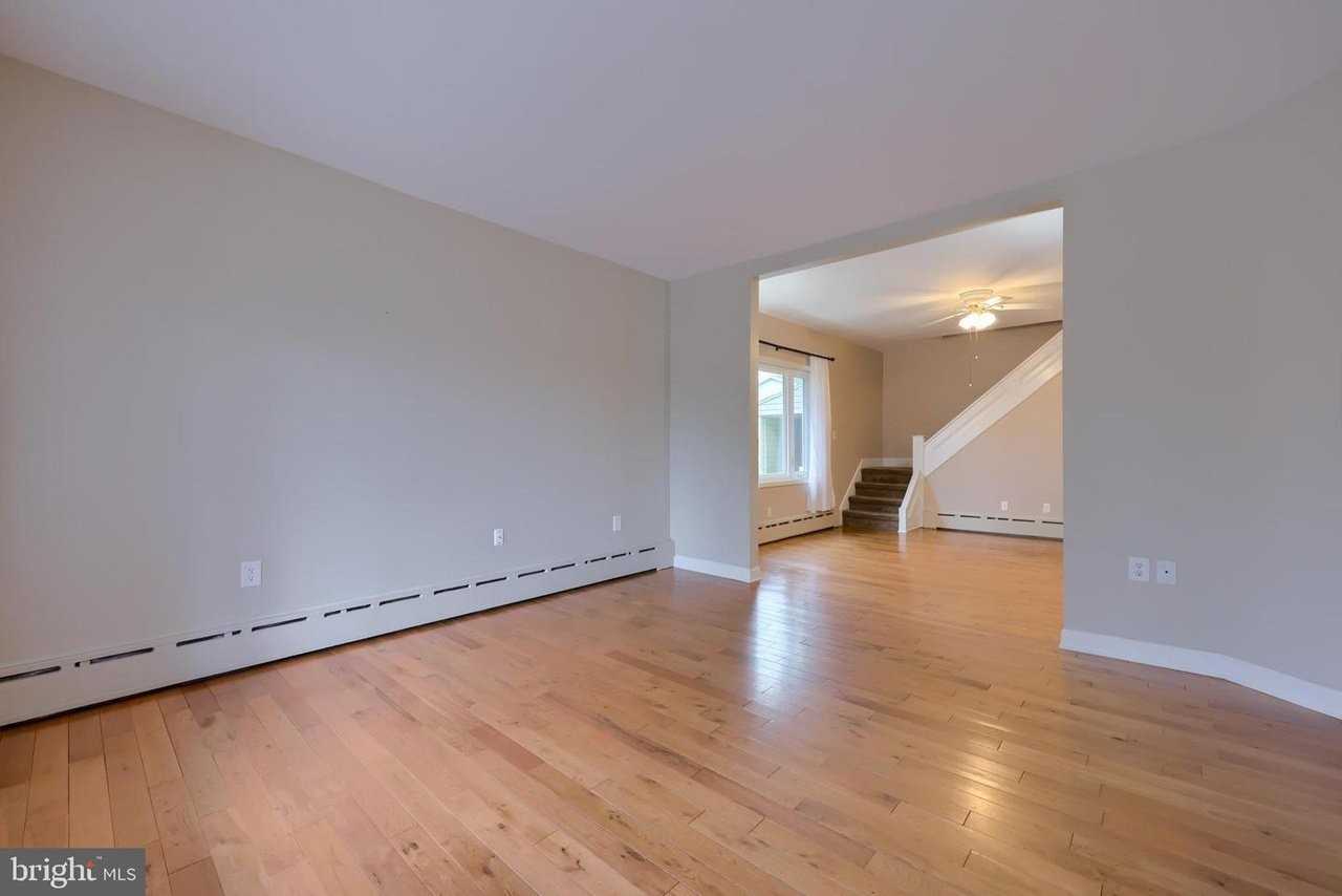 53 S Nice St - Photo 5 of 20