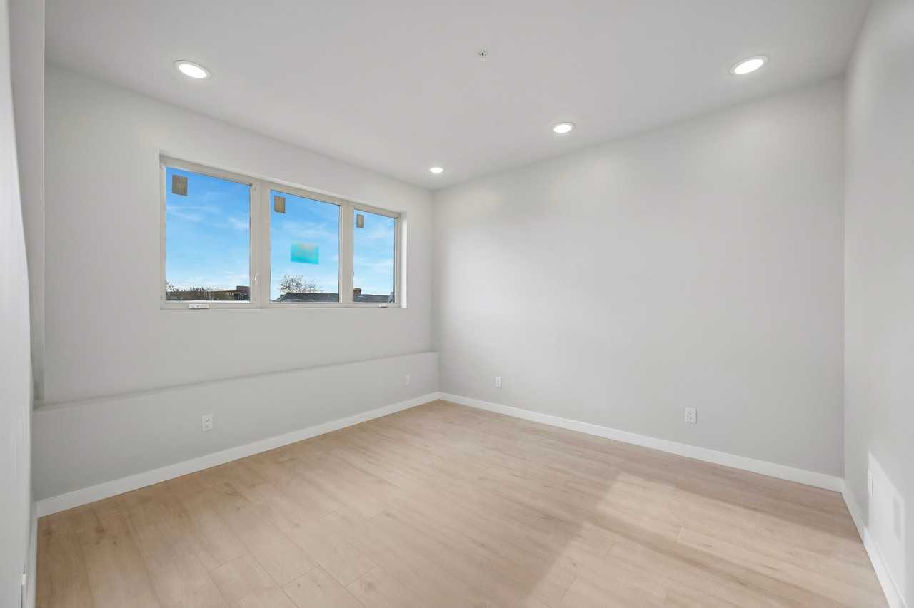 3727 Baring St #B - Photo 4 of 16
