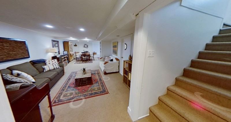 867 E Holly Ave - Photo 3 of 20