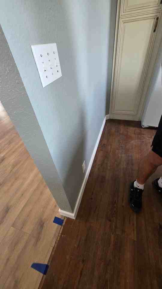 106 Freedom Dr - Photo 4 of 12