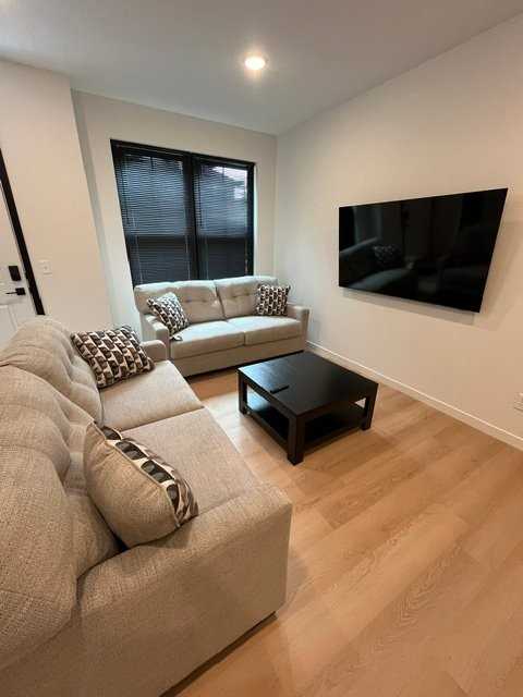 2016 Dayton Ave - Photo 4 of 16