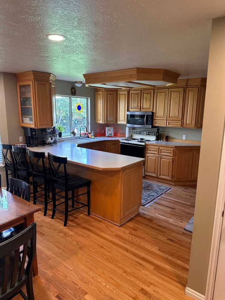 63 Wn - Photo 2 of 12