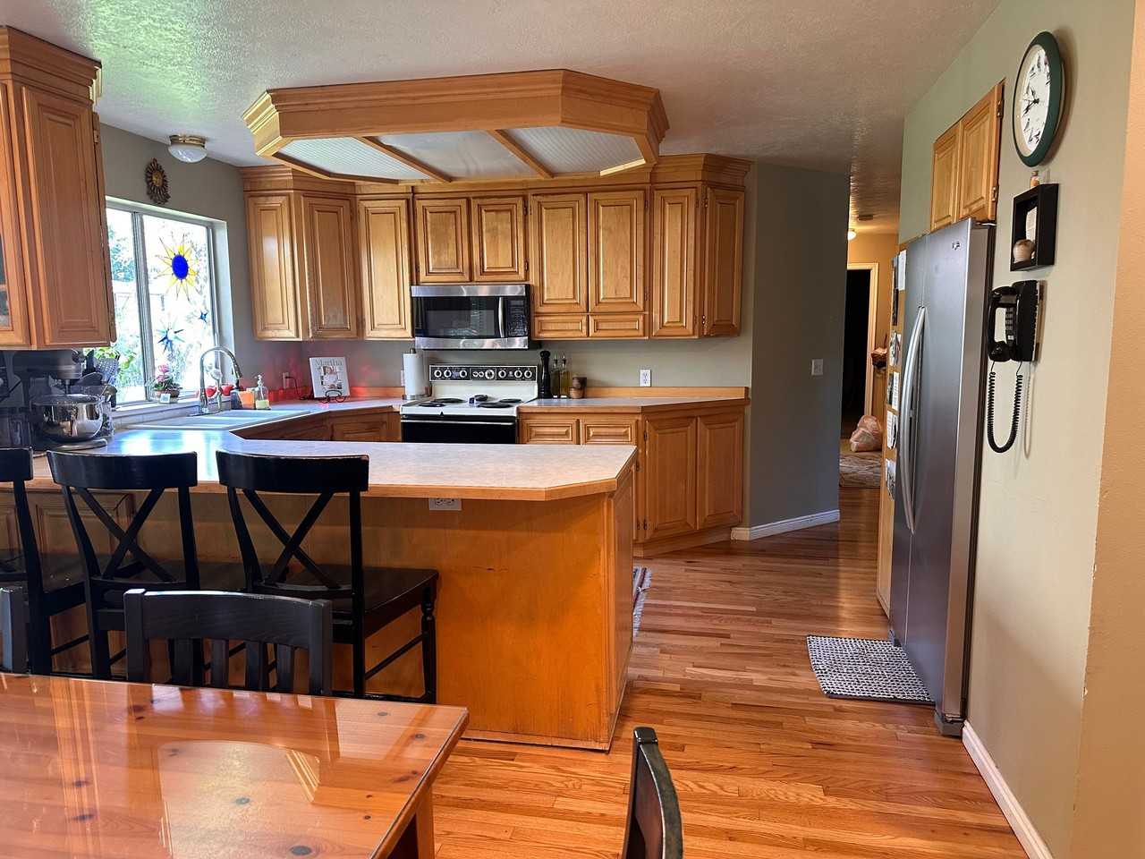 63 Wn - Photo 3 of 12