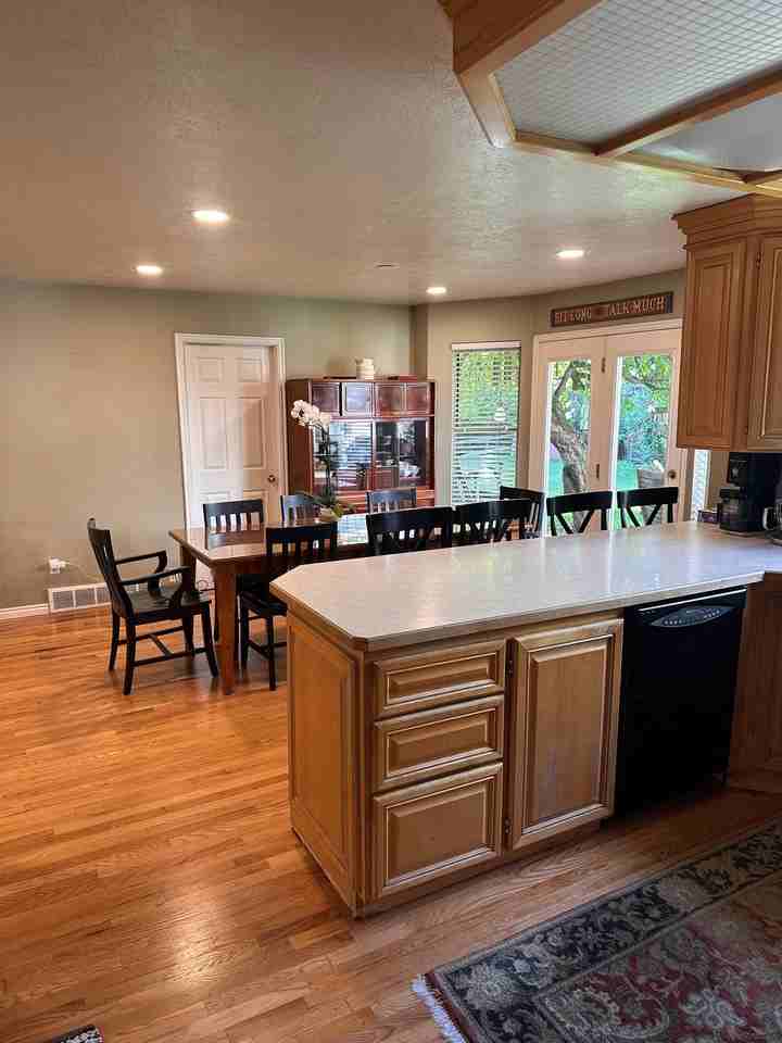 63 Wn - Photo 4 of 12