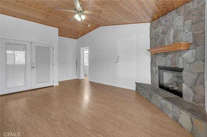 7945 Hondo St - Photo 3 of 30