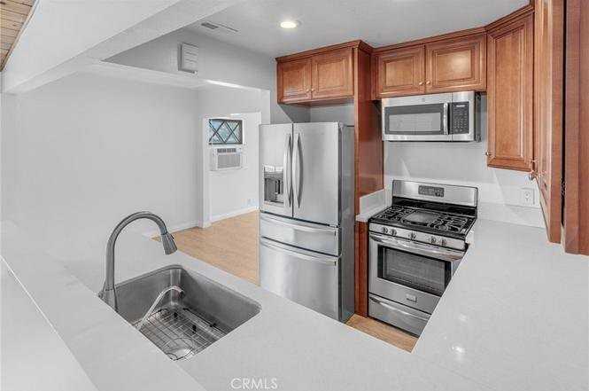 7945 Hondo St - Photo 6 of 30