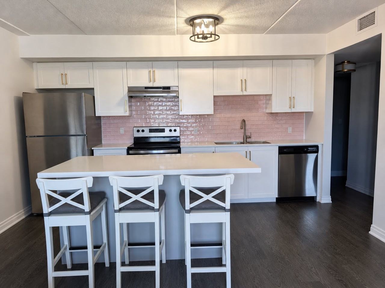 104 Summit Ridge Drive - Photo 3 of 18