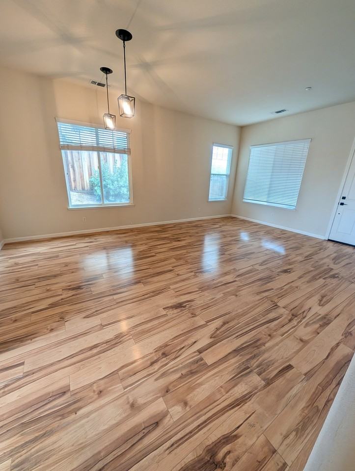 2691 Presidio Dr - Photo 4 of 20