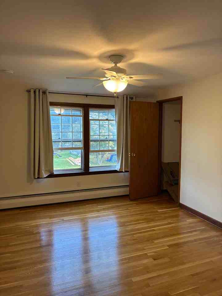 3 Lincoln Ave #2R - Photo 5 of 7