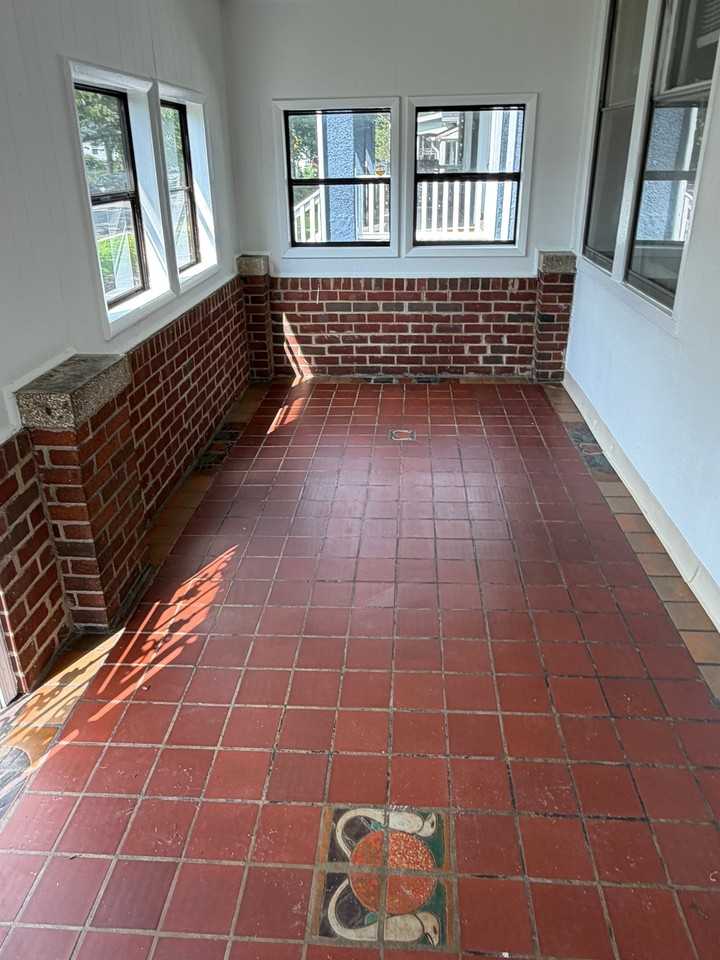 3301 Delaware Ave - Photo 2 of 18