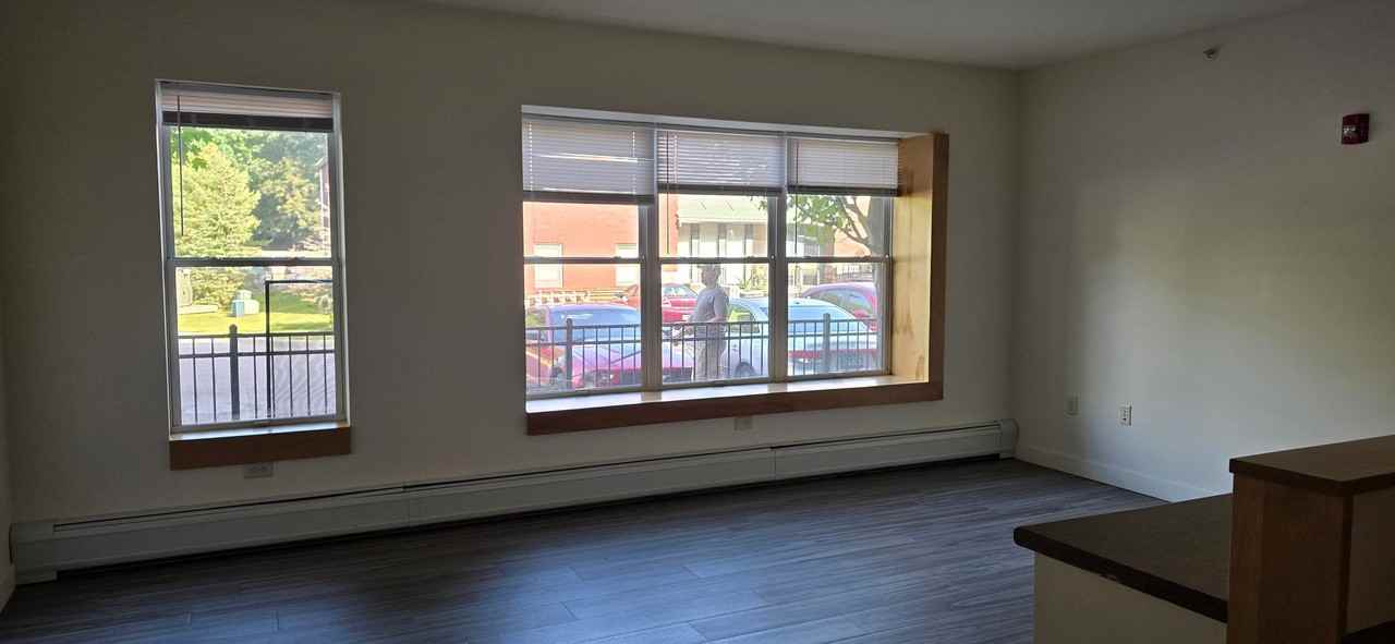 1195 North Ave #102 - Photo 7 of 8