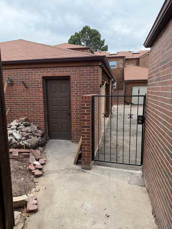 12232 E 2nd Dr - Photo 2 of 7