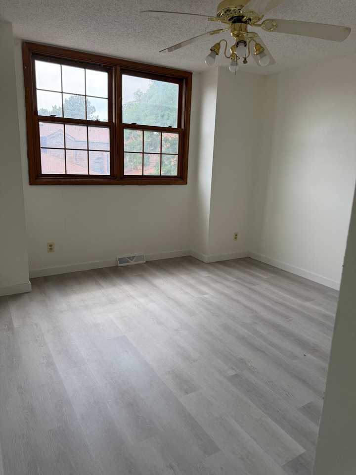 12232 E 2nd Dr - Photo 4 of 7
