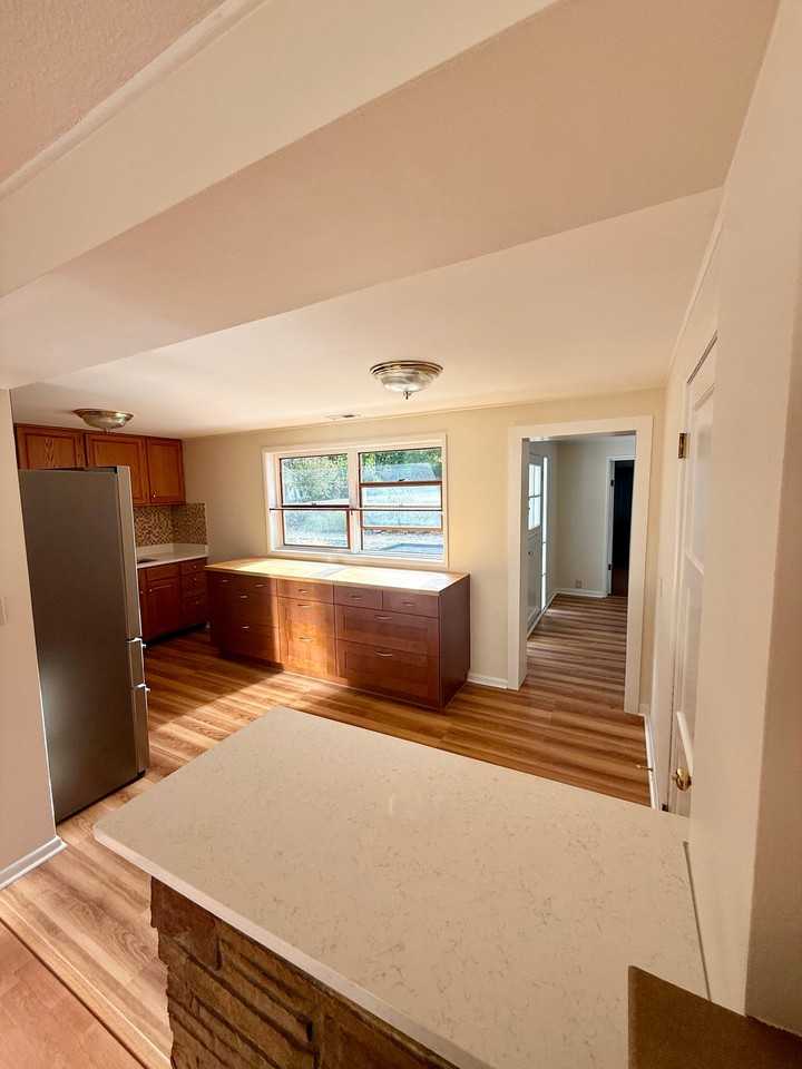 16511 22nd Ave Ne - Photo 3 of 19