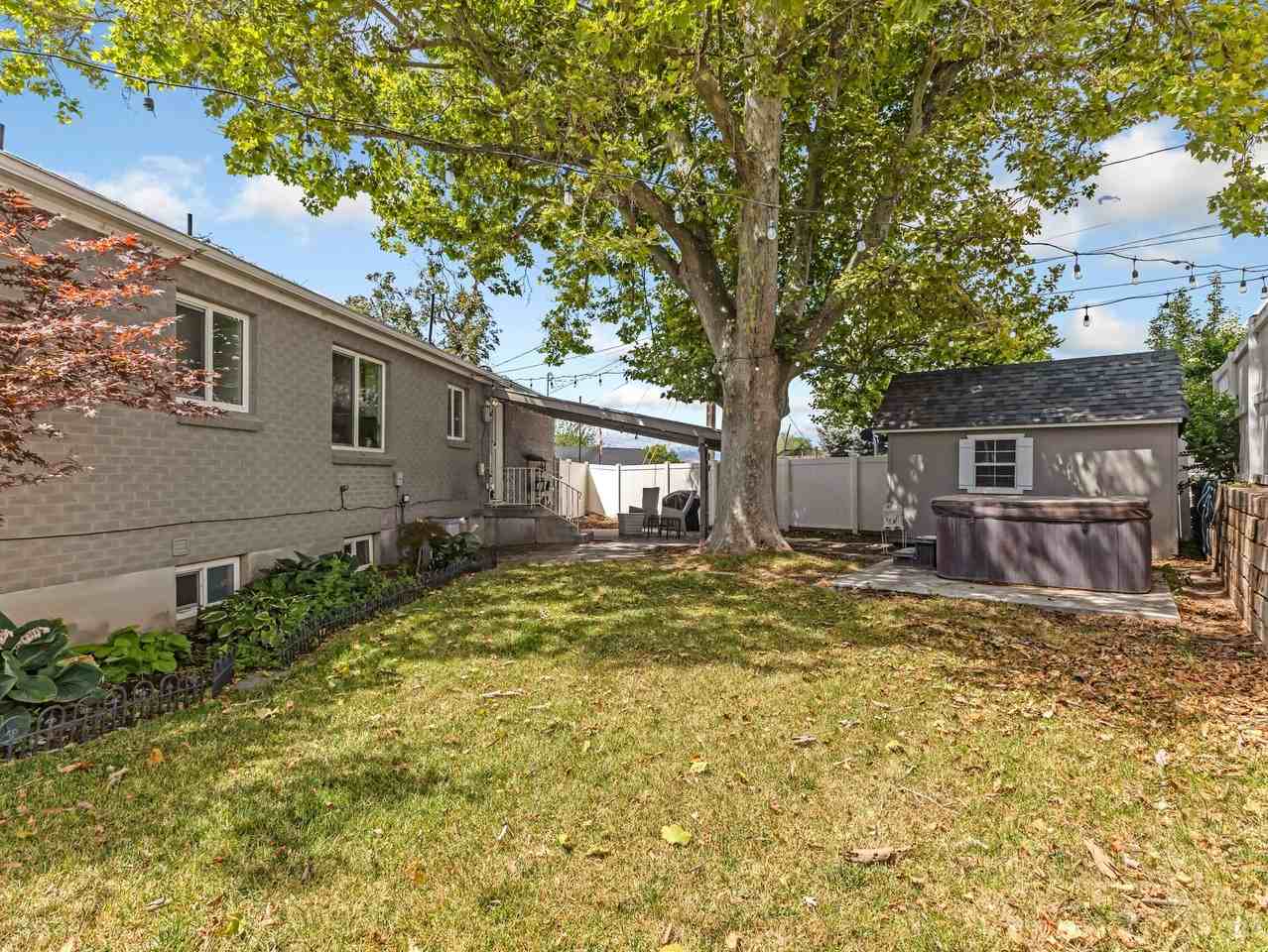 1795 E Gunderson Ln - Photo 5 of 14
