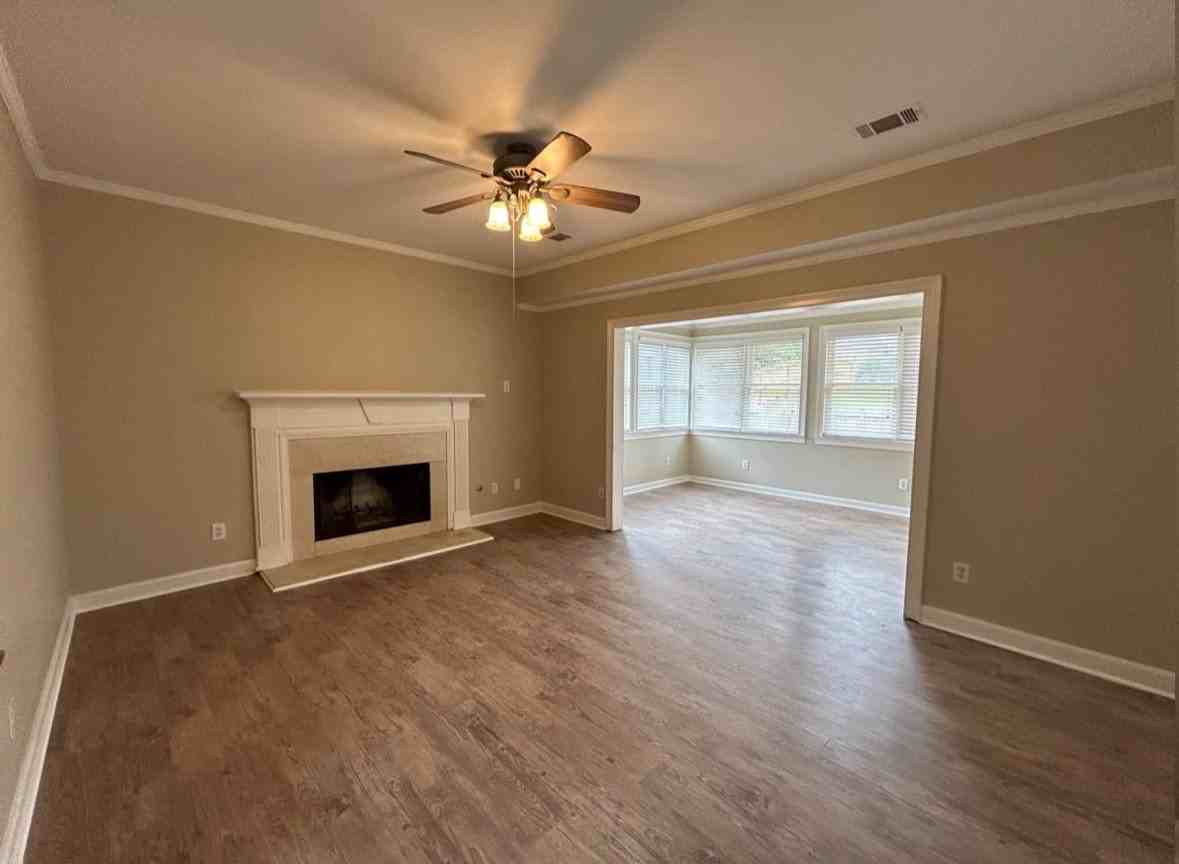 4390 Beacon Hill Dr Sw #18 - Photo 2 of 9