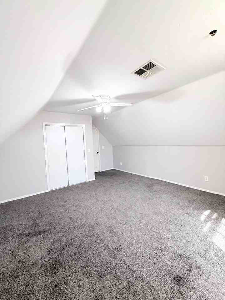 2428 N 101st Ave - Photo 5 of 12