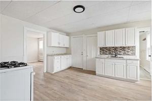 featured image of 411 Rathbun St #2