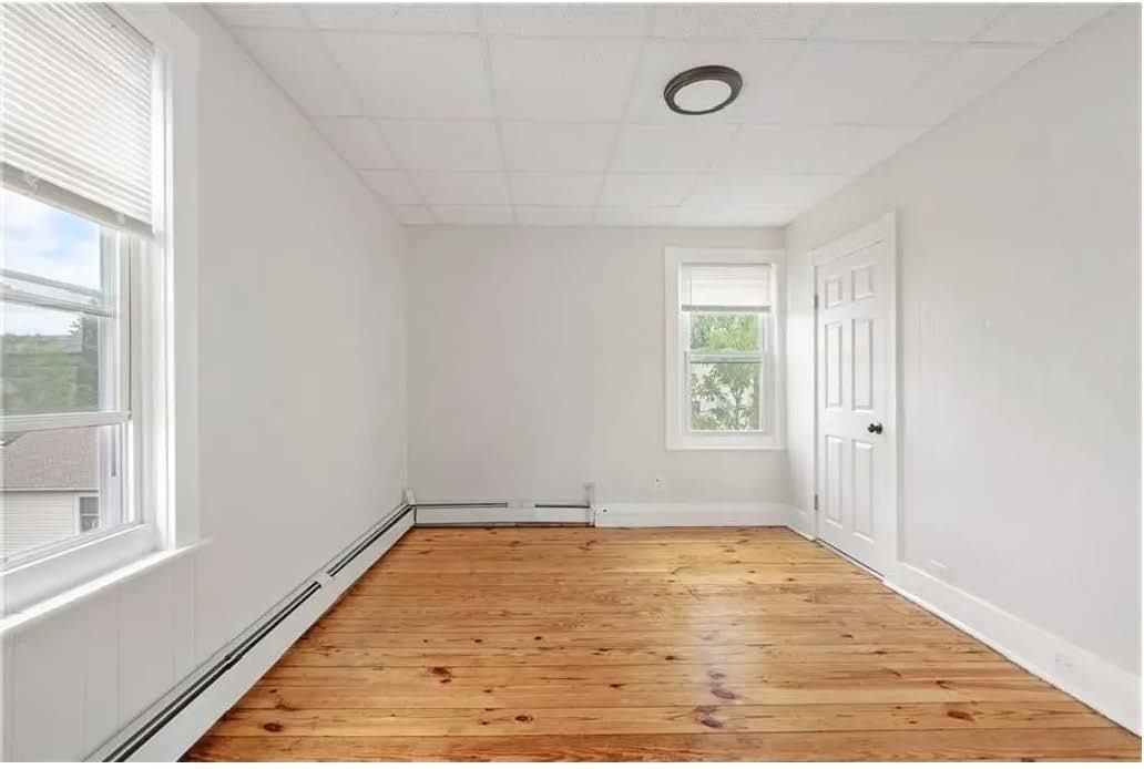 411 Rathbun St #2 - Photo 4 of 10